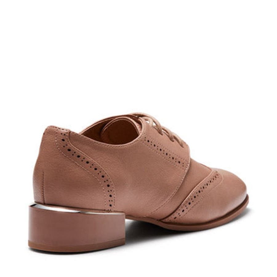 Novo Shoes Novo Casual Shoes | Novo Women'S Ellicott Casual Flat Closed