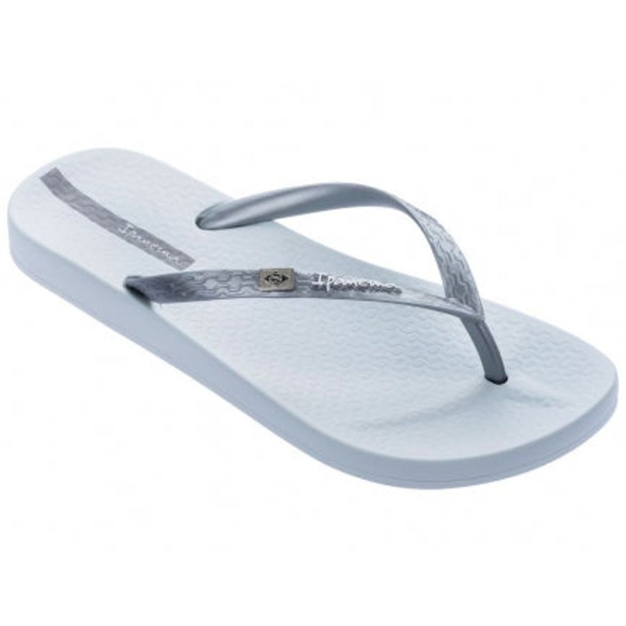 Novo Shoes Ipanema Thongs | Brilliant 4